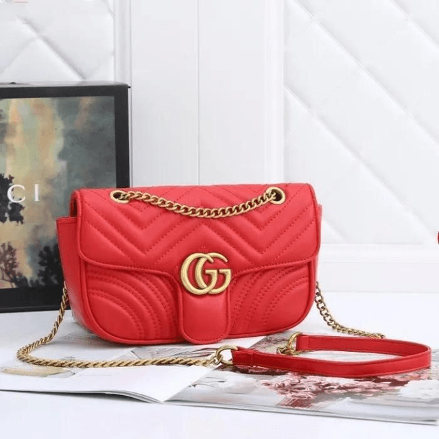 Sac GG à rabat en cuir Marmont Gold 