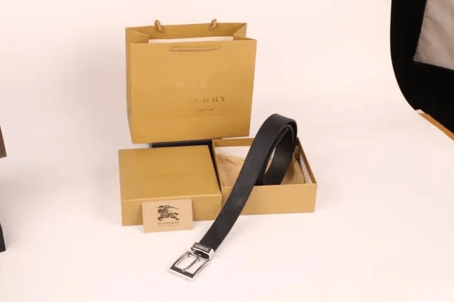 Ceinture BBY à boucle ardillon en cuir véritable pour femme

