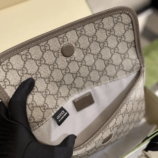 Sac GG messager en cuir de vache à impression complète Neo Vintage 