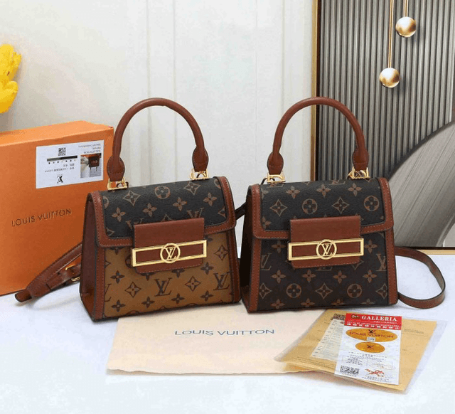 Sac LS VN à bandoulière en cuir patchwork en toile imprimée Dauphine classique